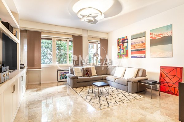 appartamento in vendita a Milano in zona Il Portello