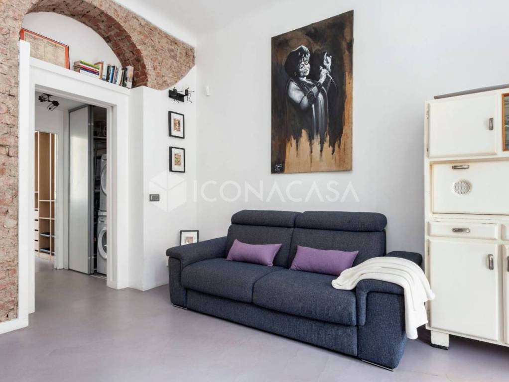 appartamento in vendita a Milano in zona Piazzale Lodi