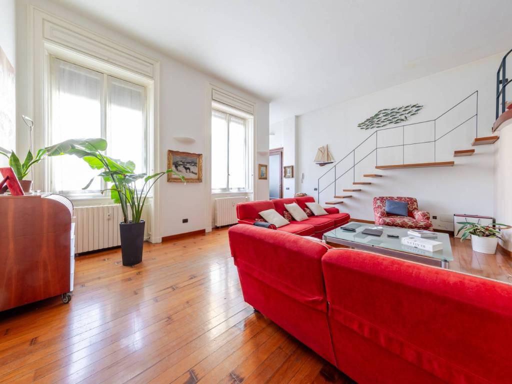 appartamento in vendita a Milano in zona Guastalla