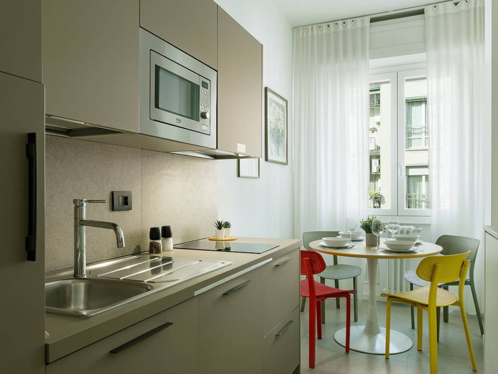 appartamento in vendita a Milano in zona Cadorna