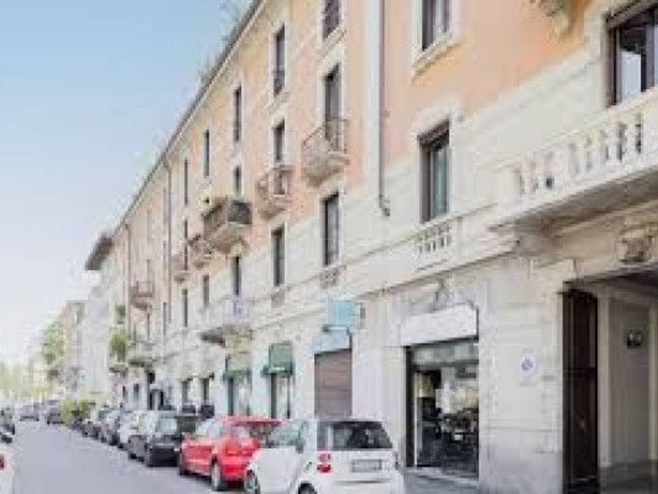 appartamento in vendita a Milano in zona Guastalla