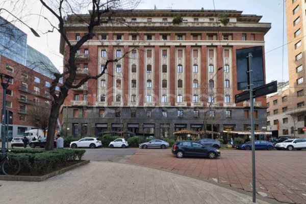 ufficio in vendita a Milano