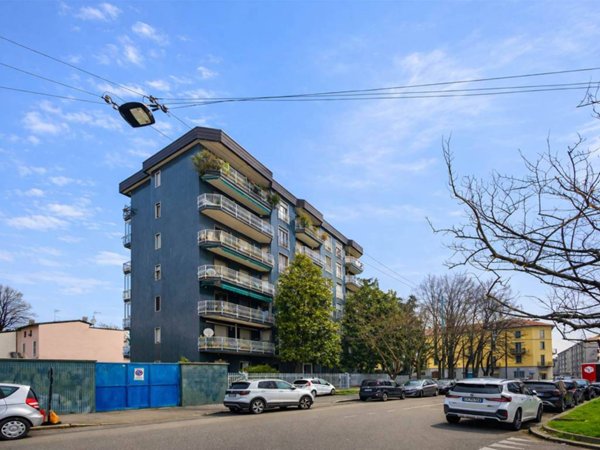 appartamento in vendita a Milano in zona Villapizzone