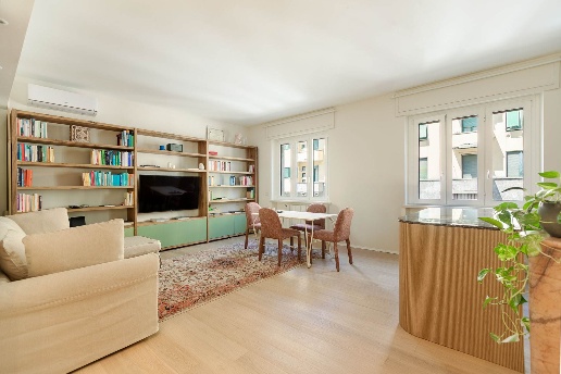 appartamento in vendita a Milano in zona Isola