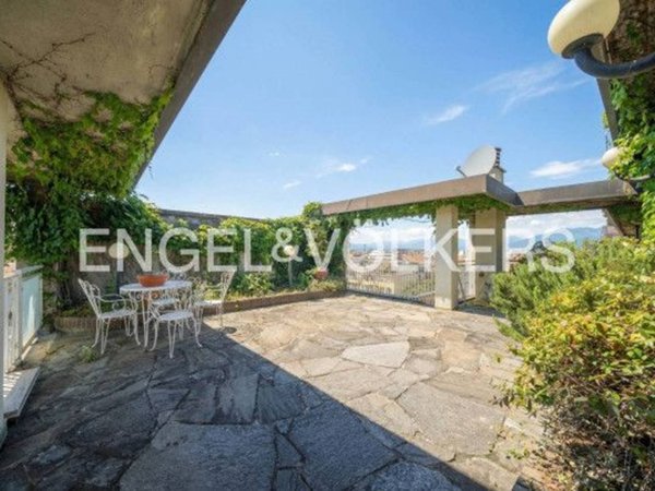 appartamento in vendita a Milano in zona Famagosta