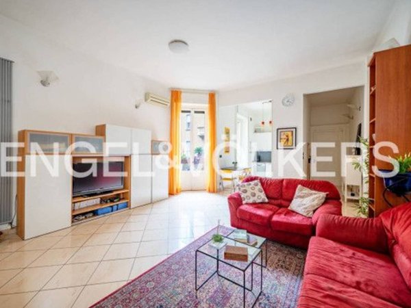 appartamento in vendita a Milano in zona Parco Solari