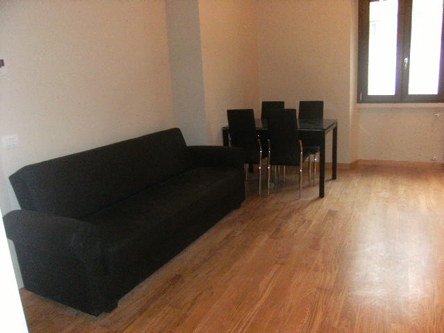 appartamento in vendita a Milano in zona Sempione