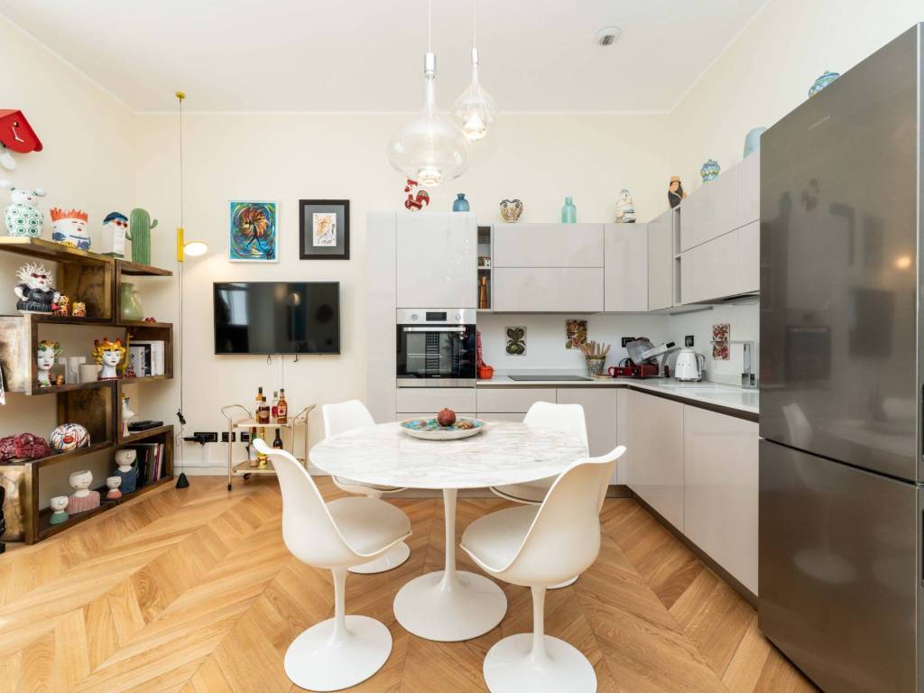 appartamento in vendita a Milano in zona Centro Direzionale