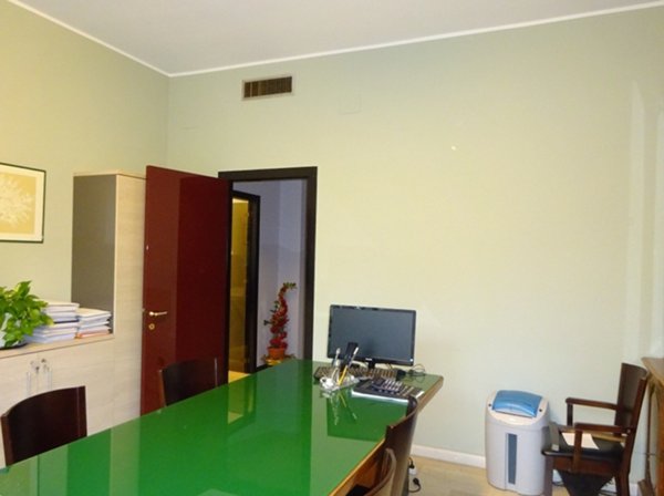 ufficio in vendita a Milano