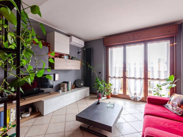 appartamento in vendita a Milano in zona Vigentino