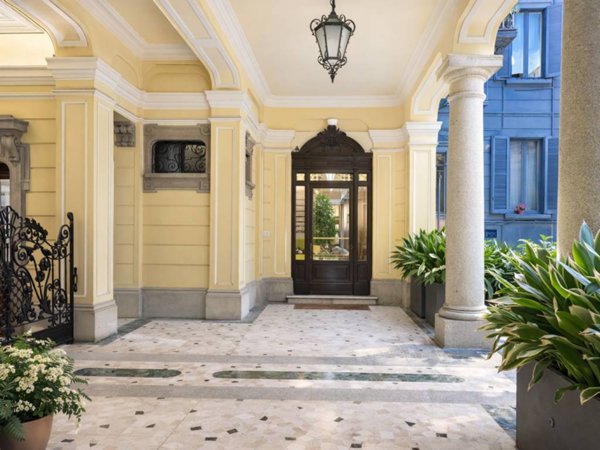 appartamento in vendita a Milano in zona Porta Venezia