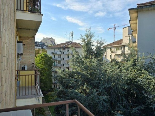 appartamento in vendita a Milano in zona Il Portello
