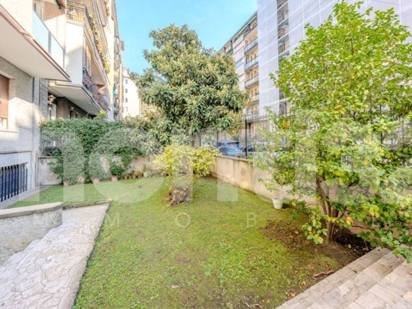 appartamento in vendita a Milano in zona Il Portello
