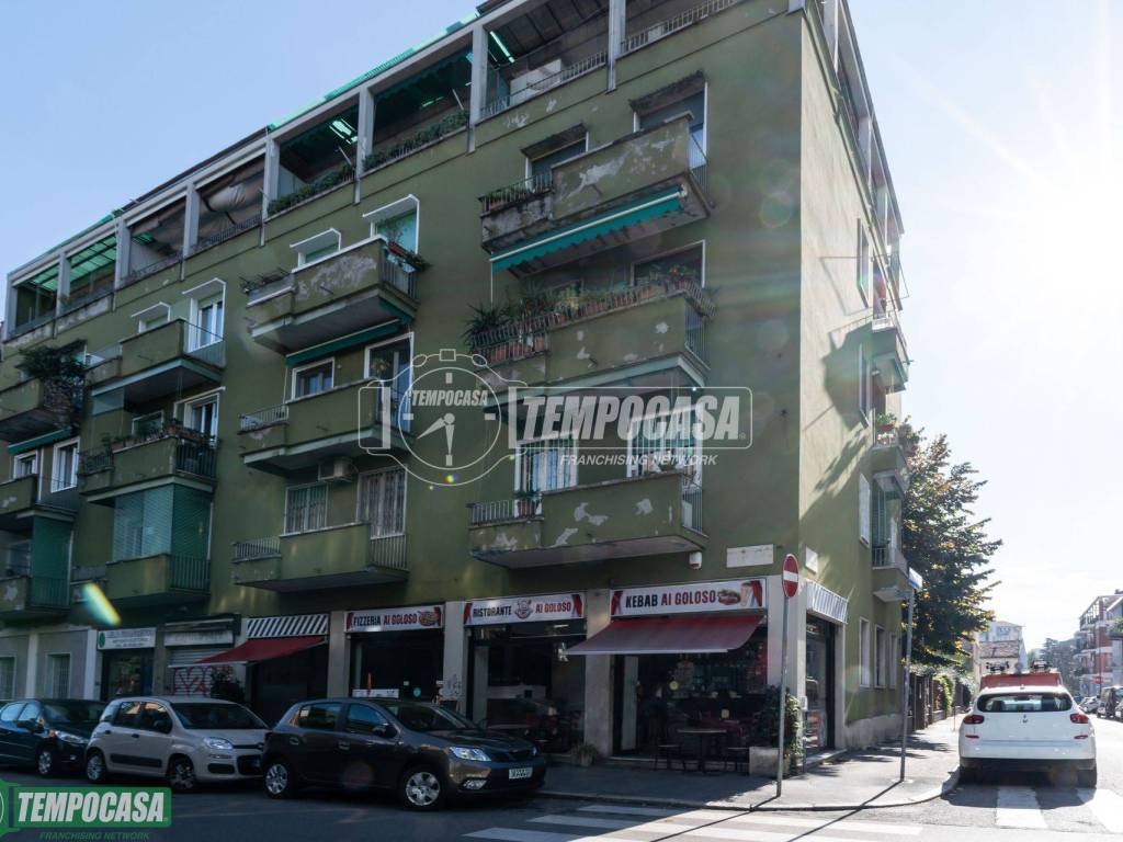 negozio in vendita a Milano in zona Crescenzago