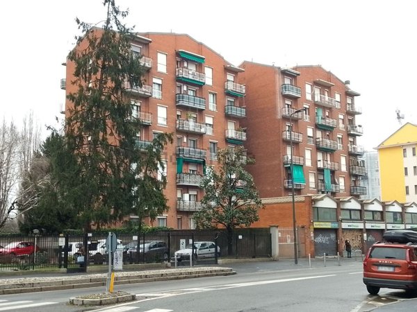appartamento in vendita a Milano in zona Forze Armate