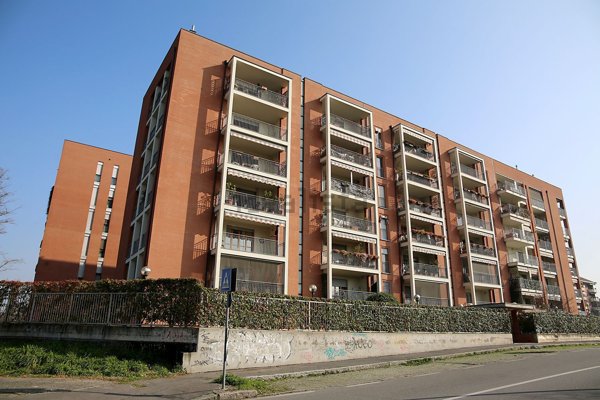 appartamento in vendita a Milano in zona Famagosta