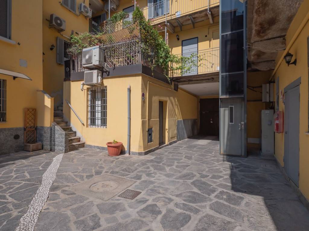 negozio in vendita a Milano