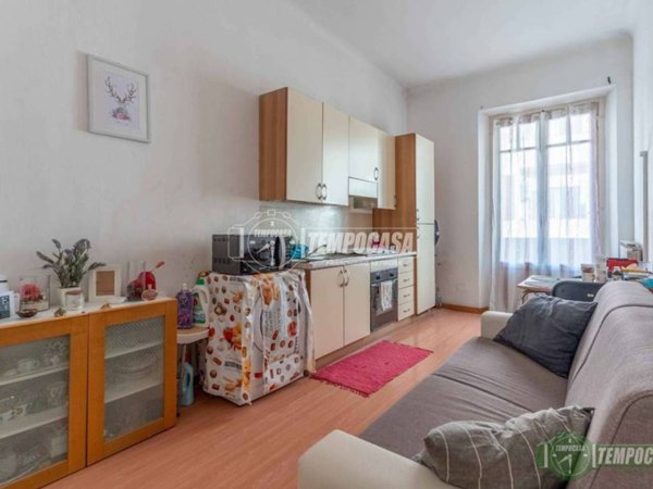 appartamento in vendita a Milano in zona Stadera