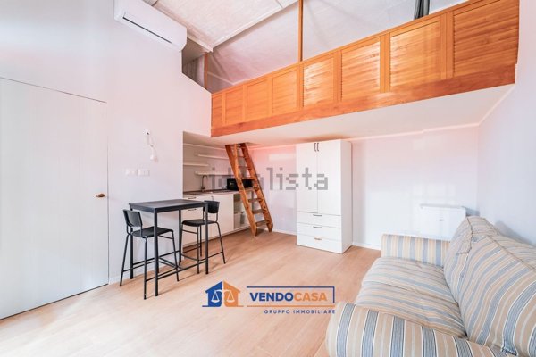 appartamento in vendita a Milano in zona Sempione