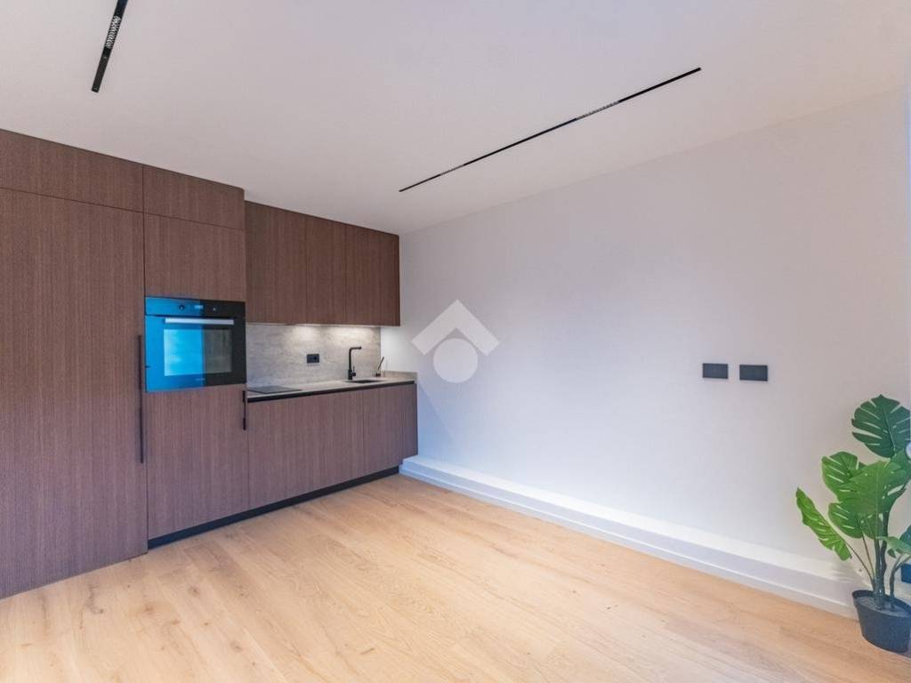 appartamento in vendita a Milano in zona Porta Nuova