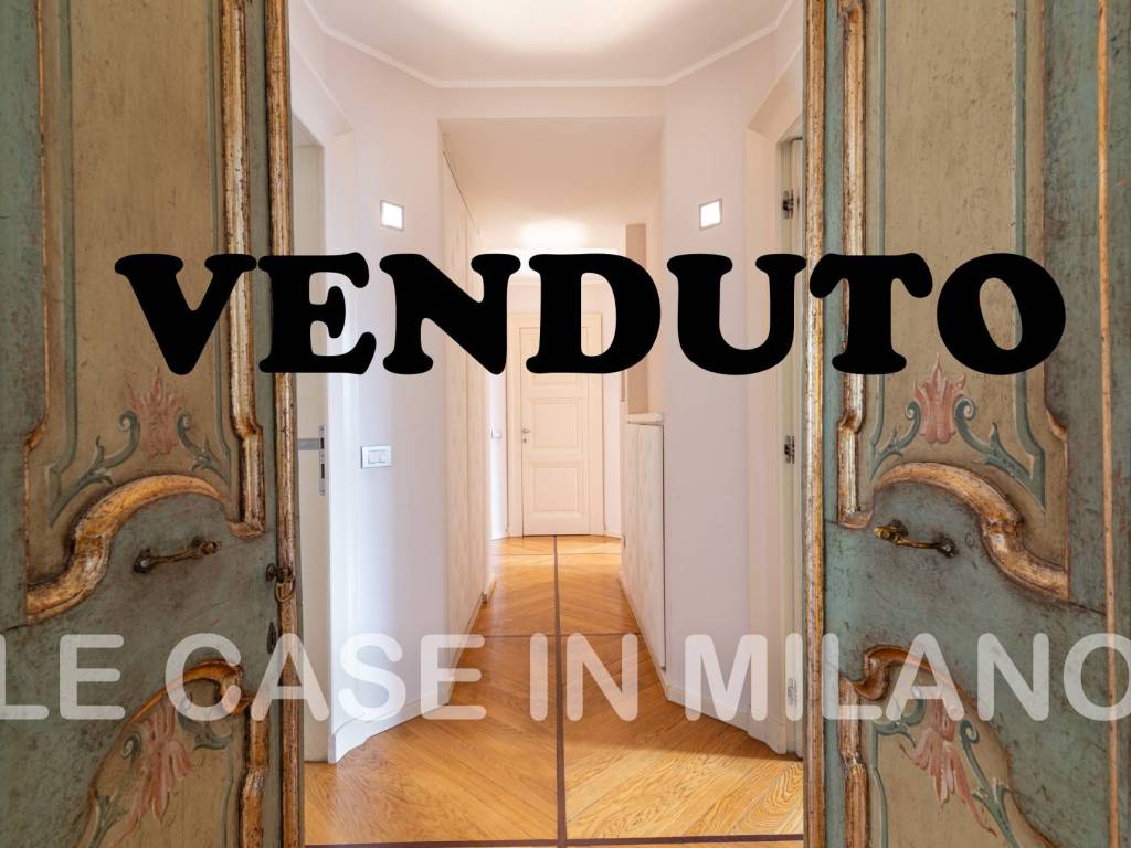 appartamento in vendita a Milano in zona Porta Nuova