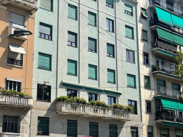 ufficio in vendita a Milano in zona Solari