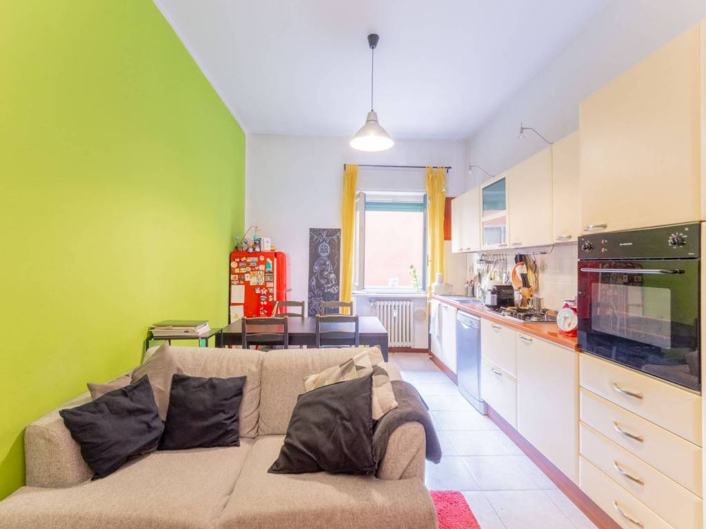 appartamento in vendita a Milano in zona Città Studi