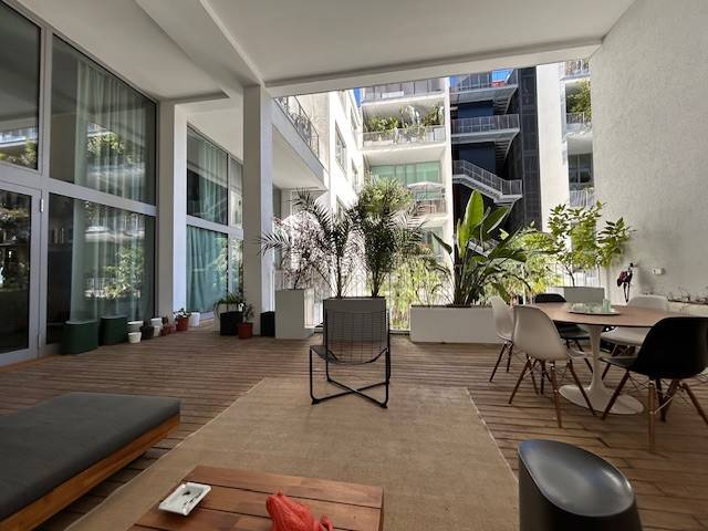 appartamento in vendita a Milano in zona Adriano