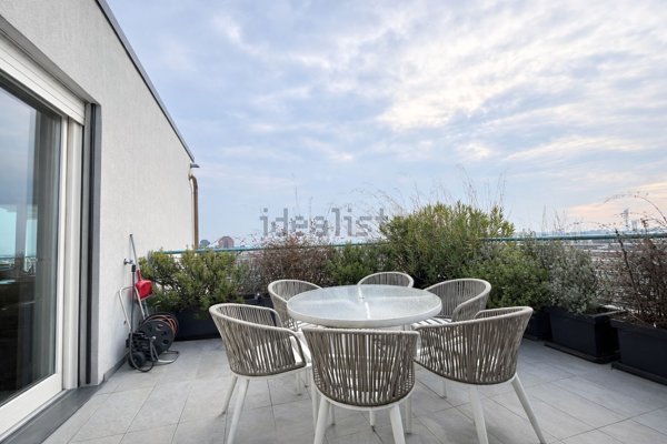 appartamento in vendita a Milano in zona Bovisa