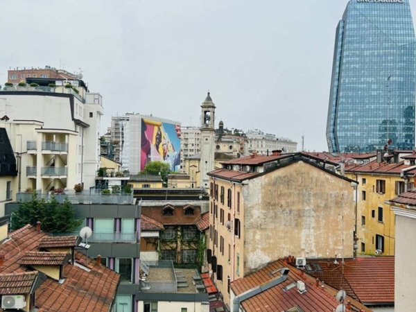 appartamento in vendita a Milano in zona Centro Direzionale