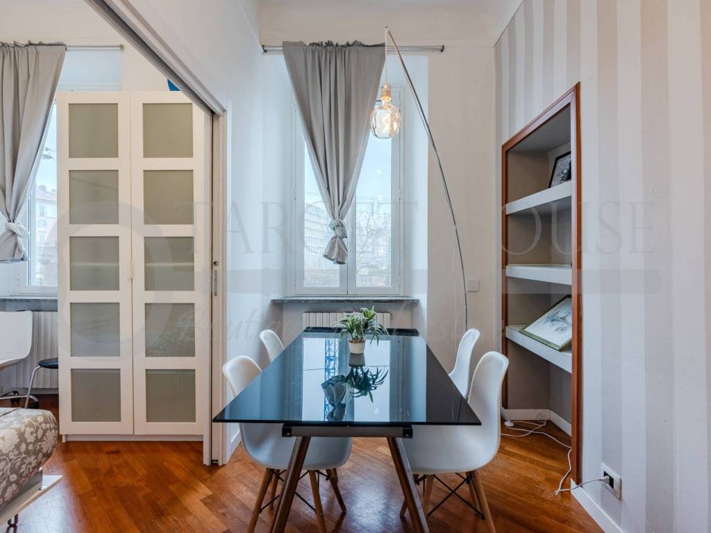 appartamento in vendita a Milano in zona Isola