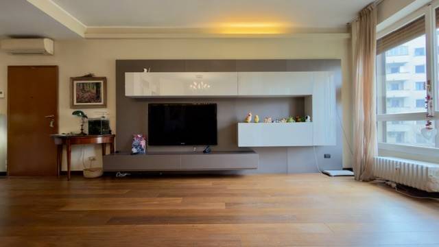 appartamento in vendita a Milano in zona Vigentino