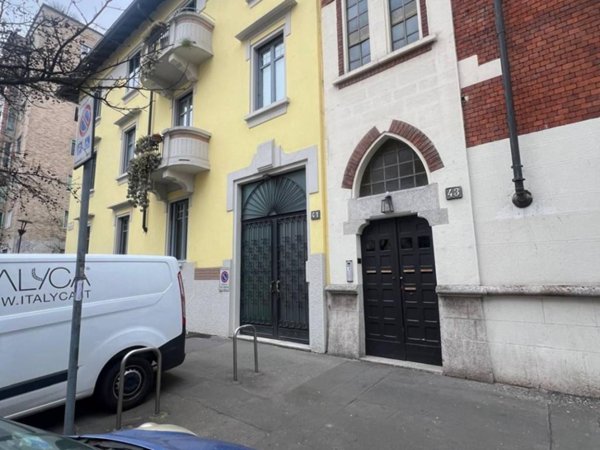 appartamento in vendita a Milano in zona Sempione
