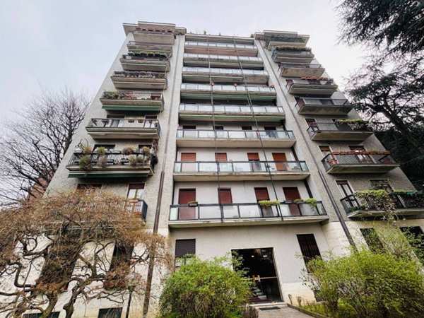 appartamento in vendita a Milano in zona San Siro