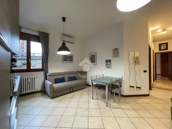 appartamento in vendita a Milano in zona Famagosta