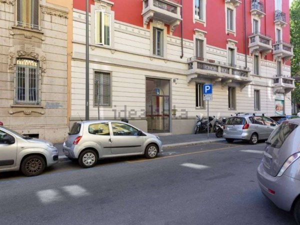 appartamento in vendita a Milano in zona Bocconi