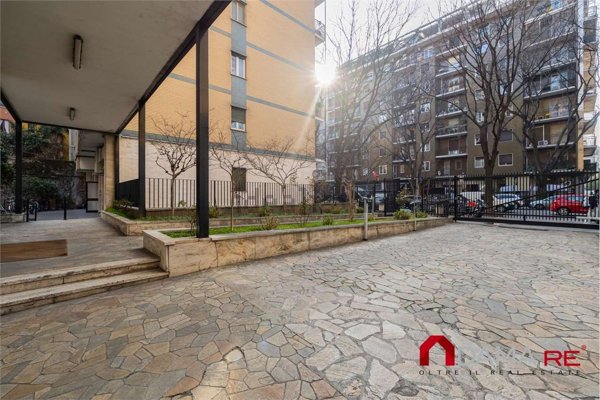 appartamento in vendita a Milano in zona Casoretto