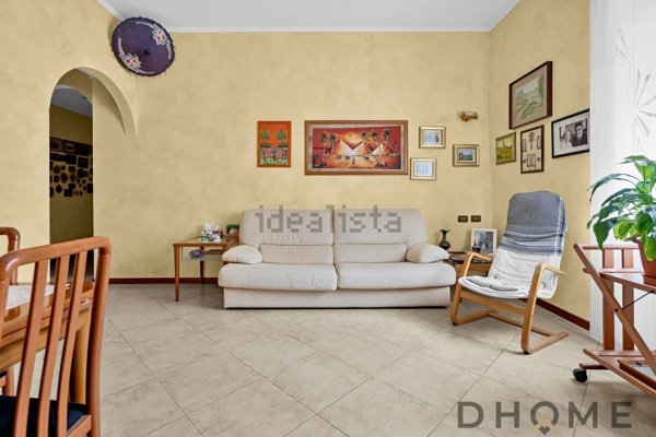 appartamento in vendita a Milano in zona Lorenteggio