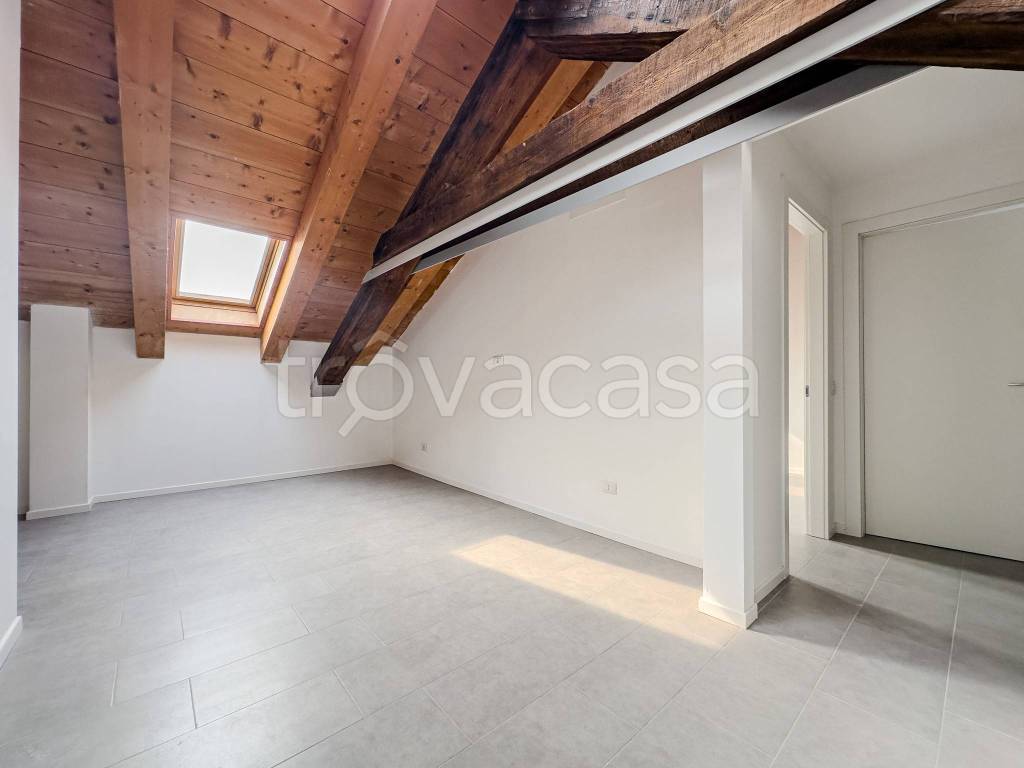 appartamento in vendita a Milano in zona Gratosoglio