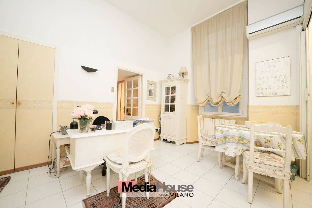 appartamento in vendita a Milano in zona Brera