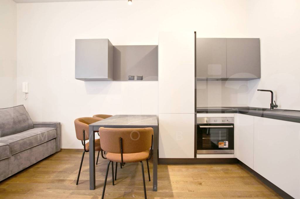 appartamento in vendita a Milano in zona Il Portello