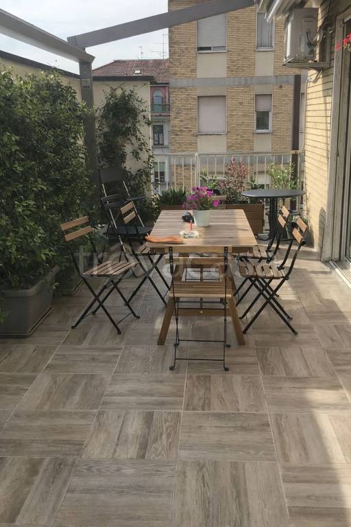 appartamento in vendita a Milano in zona Casoretto