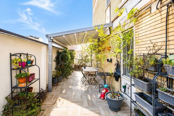 appartamento in vendita a Milano in zona Casoretto