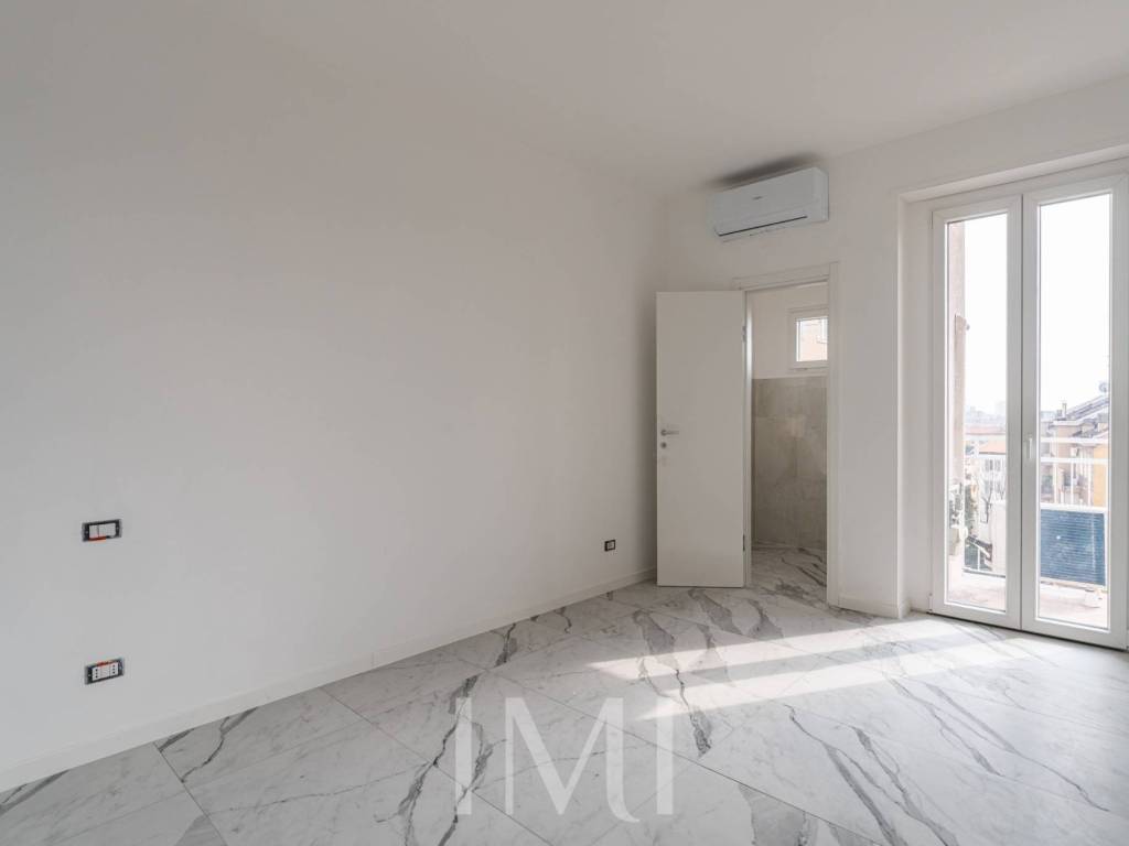 appartamento in vendita a Milano in zona Porta Genova