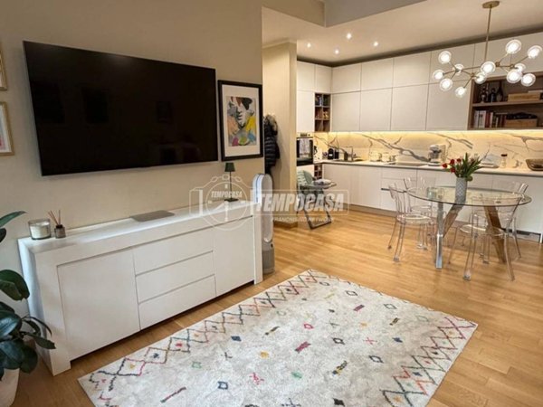 appartamento in vendita a Milano in zona Cagnola