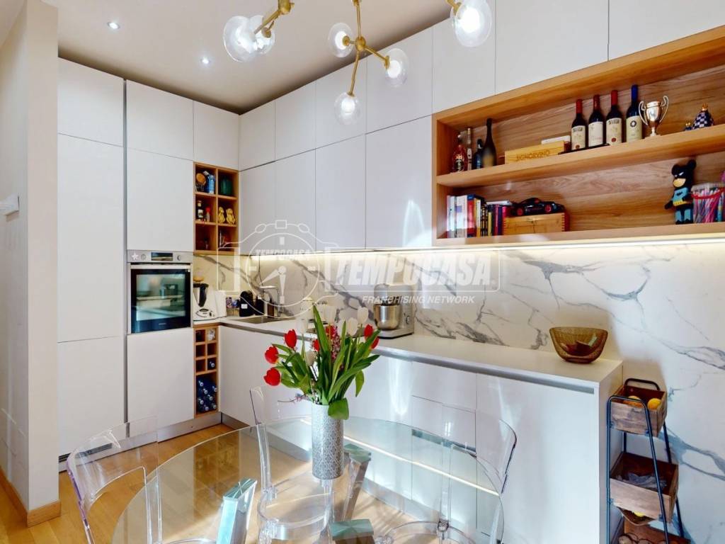 appartamento in vendita a Milano in zona Ghisolfa