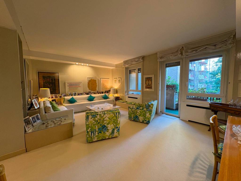 appartamento in vendita a Milano in zona Solari