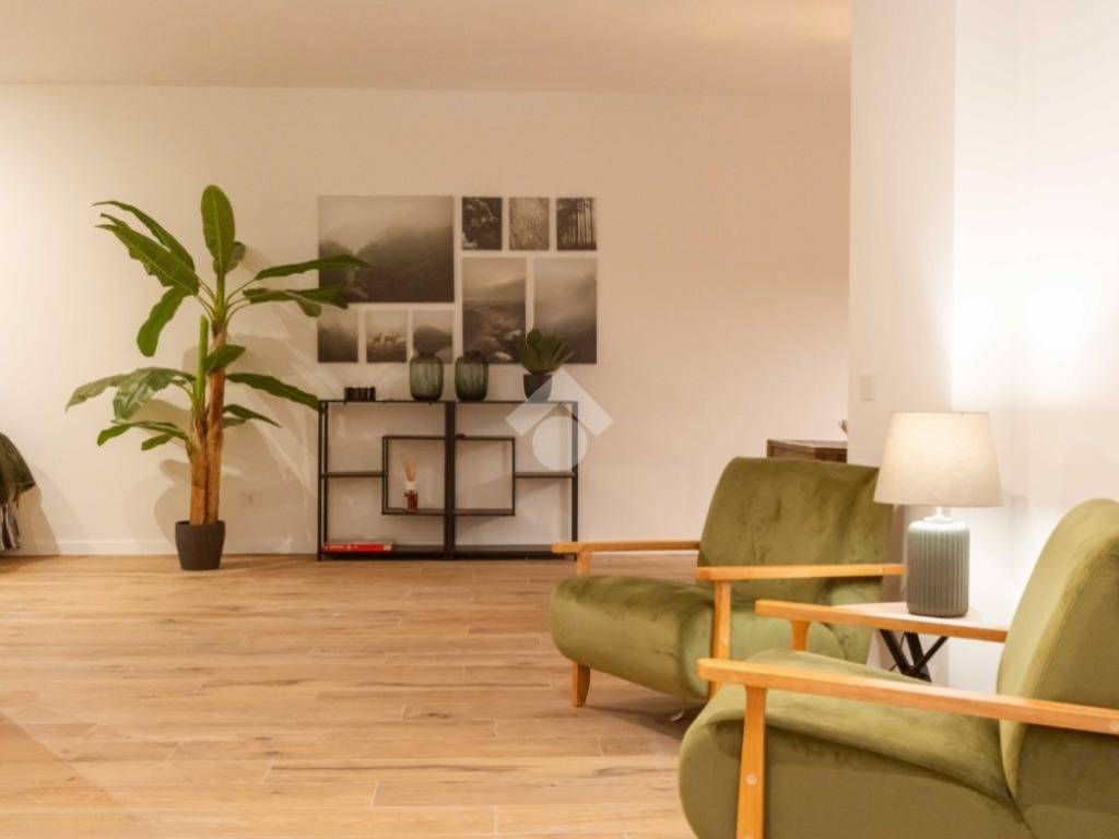 appartamento in vendita a Milano in zona Vigentino