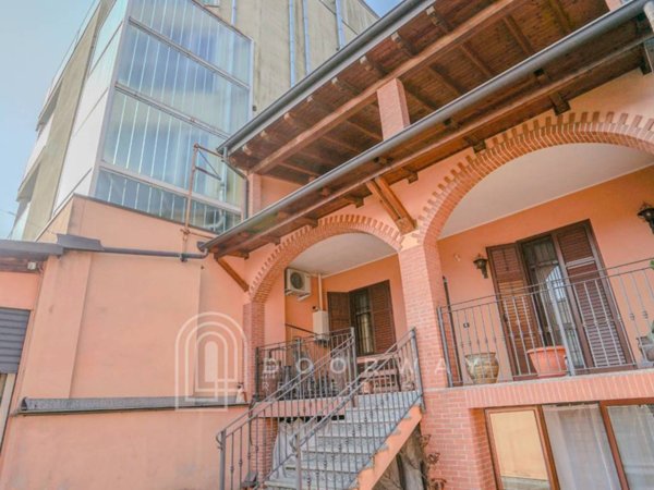 casa indipendente in vendita a Milano in zona Bovisa