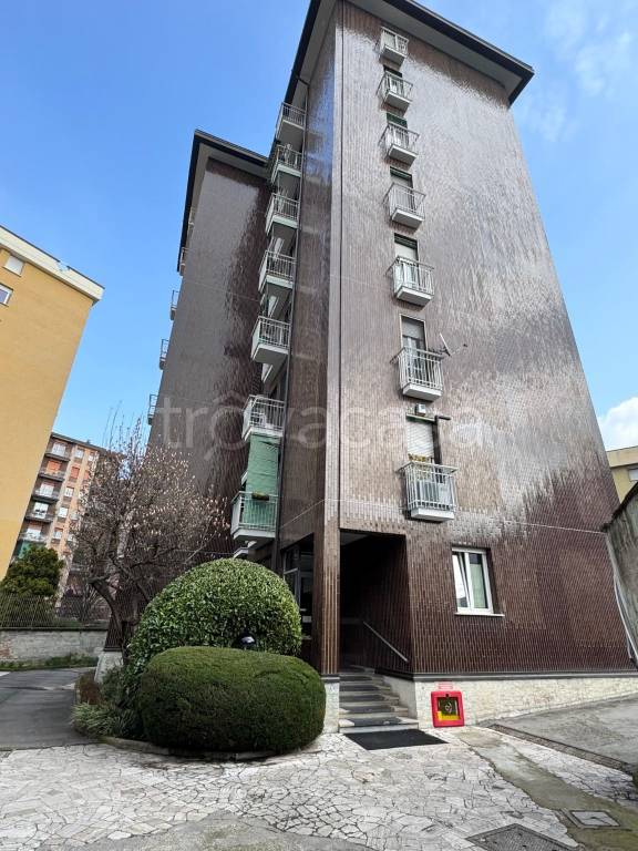 appartamento in vendita a Milano in zona Niguarda